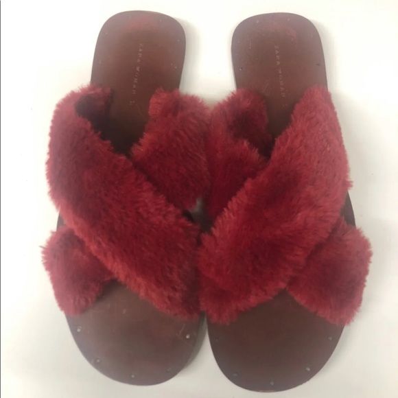 Zara Shoes - Zara faux fury slides